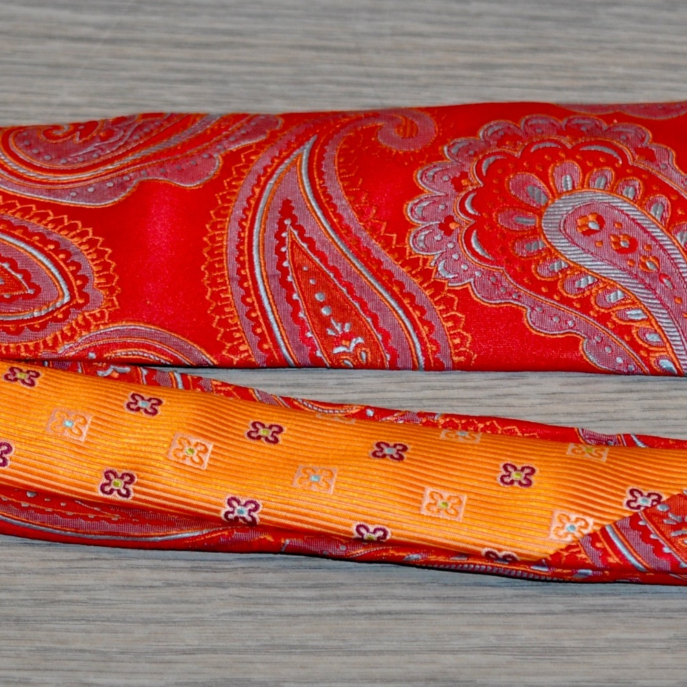 ROBERT GRAHAM tie 100% Silk Dark Orange  Couture Designer